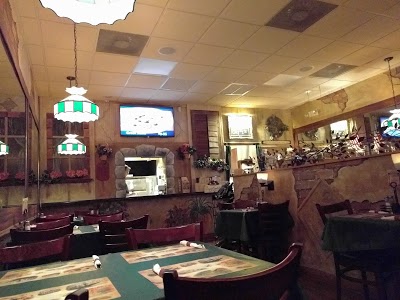 Amicis Restorante & Pizzeria