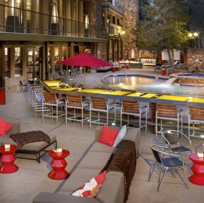 Aspen Club Lodge