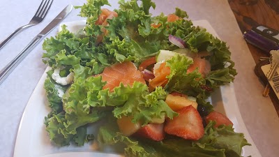 Fressers Restaurant & Delicatessen