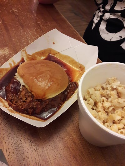 Homey's Que & Grill