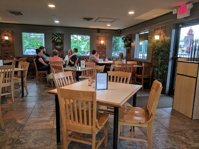 Hot Point Deli