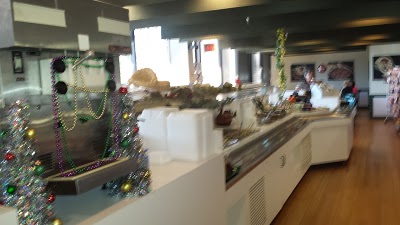 Lakeside Cafe & Catering