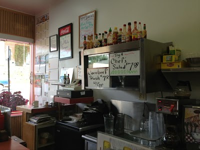Tom's Main Street Diner