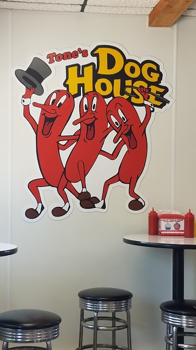 Tones Doghouse