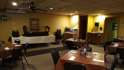 Two's Company Restaurant & Lounge