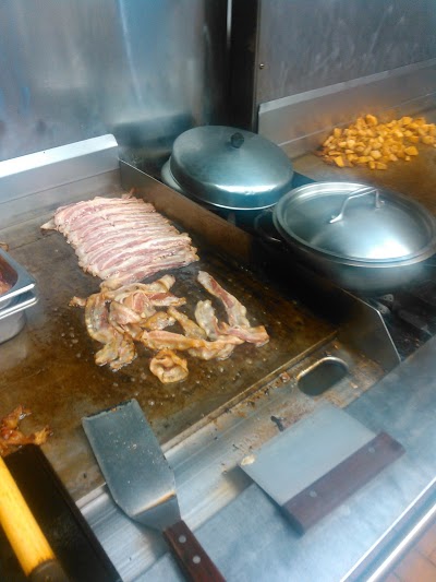 Broadway Bar & Grill