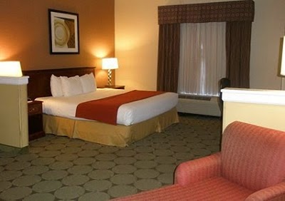 Comfort Suites North Brunswick